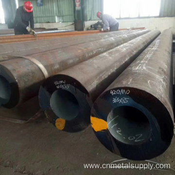 En standard cold drawn seamless alloy steel pipe